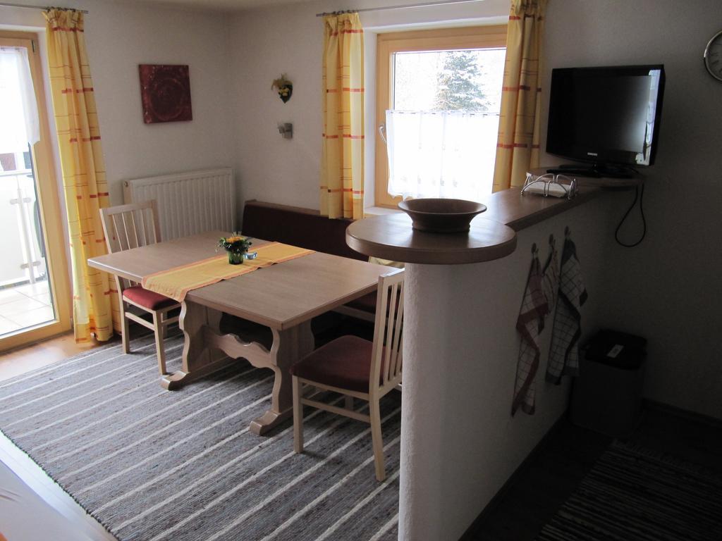 Haus Elise Apartamento Zell am See Quarto foto